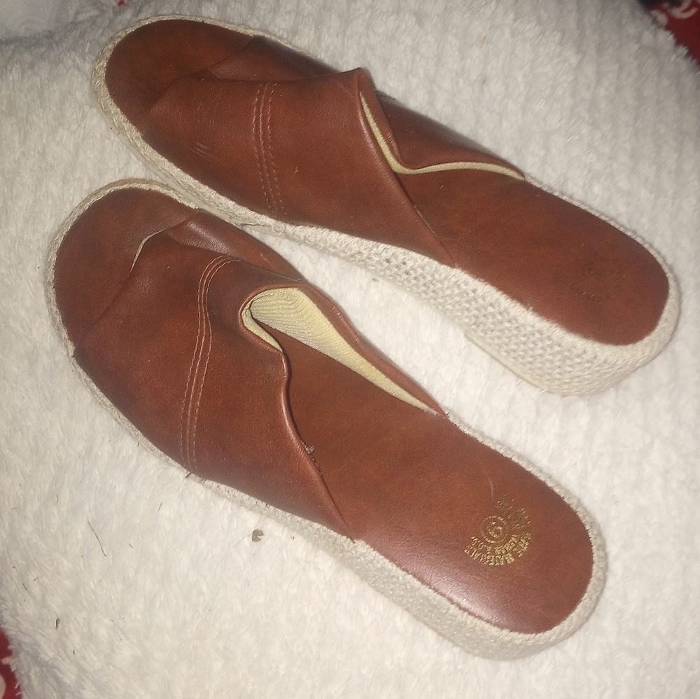 Brown Leather Women's Slip-On Open Toe Shoes - Picture 2 of 3